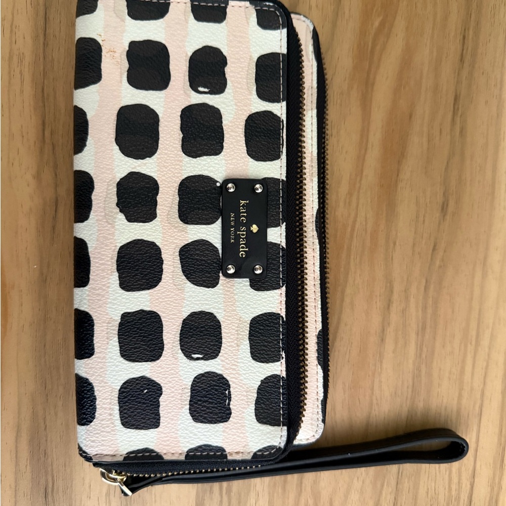 kate spade Black & Blush Dot Print Zip Wristlet